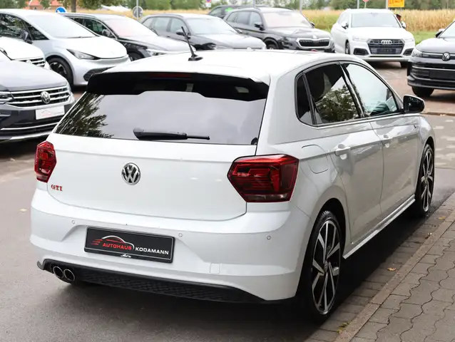 Volkswagen Polo view 11