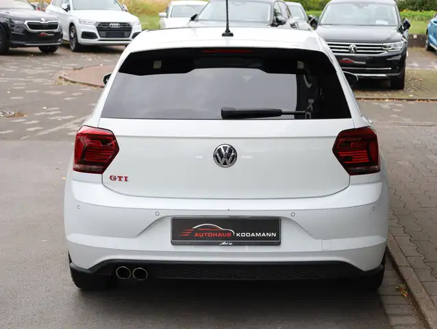 Volkswagen Polo view 10