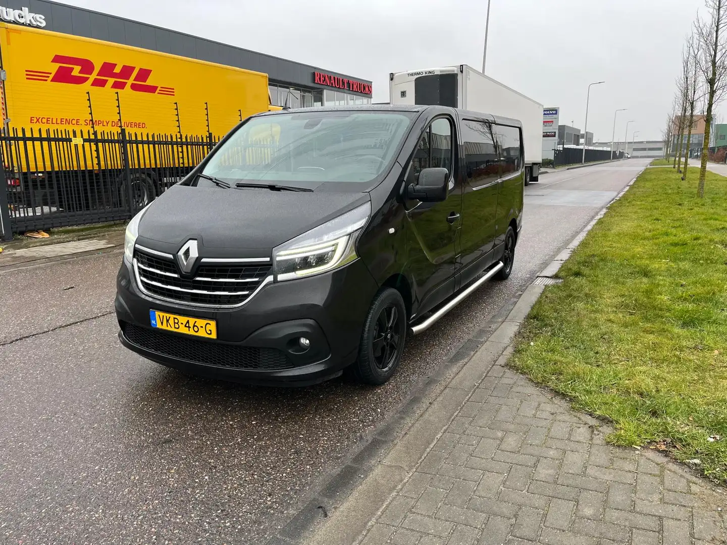 Renault Trafic Dubbele Cabine 145 pk, 2.0 Dci, L2 H1, Comfort, Au Zwart - 2