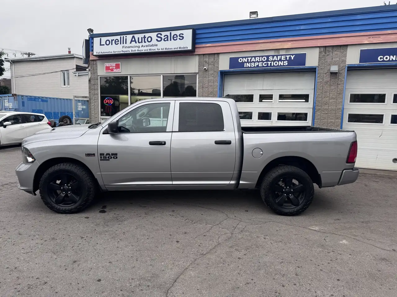 RAM 1500 снимка RAM 1500
