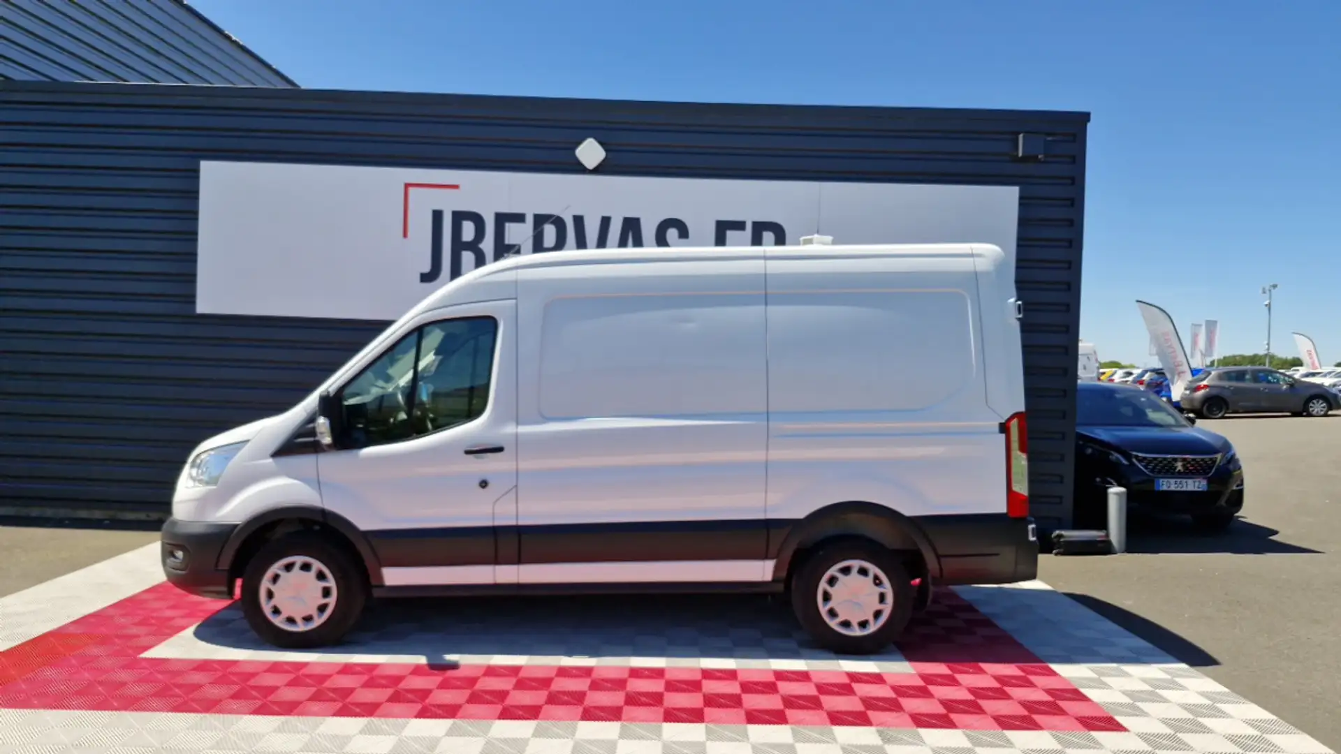 Ford Transit t350 l2h2 2.0 ecoblue 130 ss trend business Blanc - 2