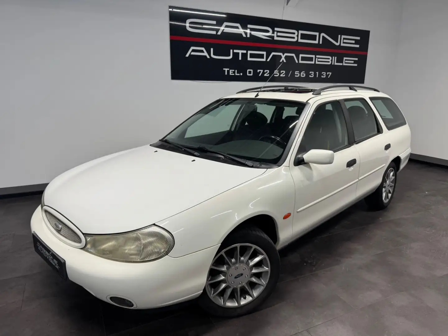 Ford Mondeo 1.8 16V Ambiente**TÜV/AU 11.2025** bijela - 1