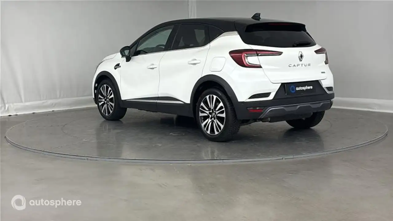 Renault Captur — photo 8