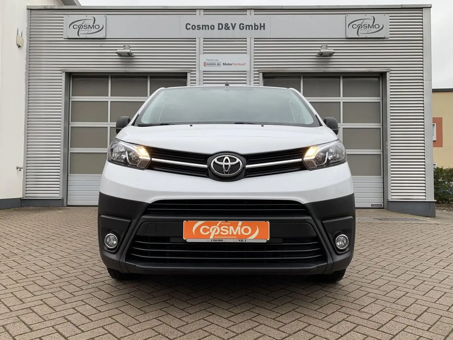 Toyota Proace Verso L2 Kombi Klima+Temp.+Sitzhz+CarPlay Weiß - 2