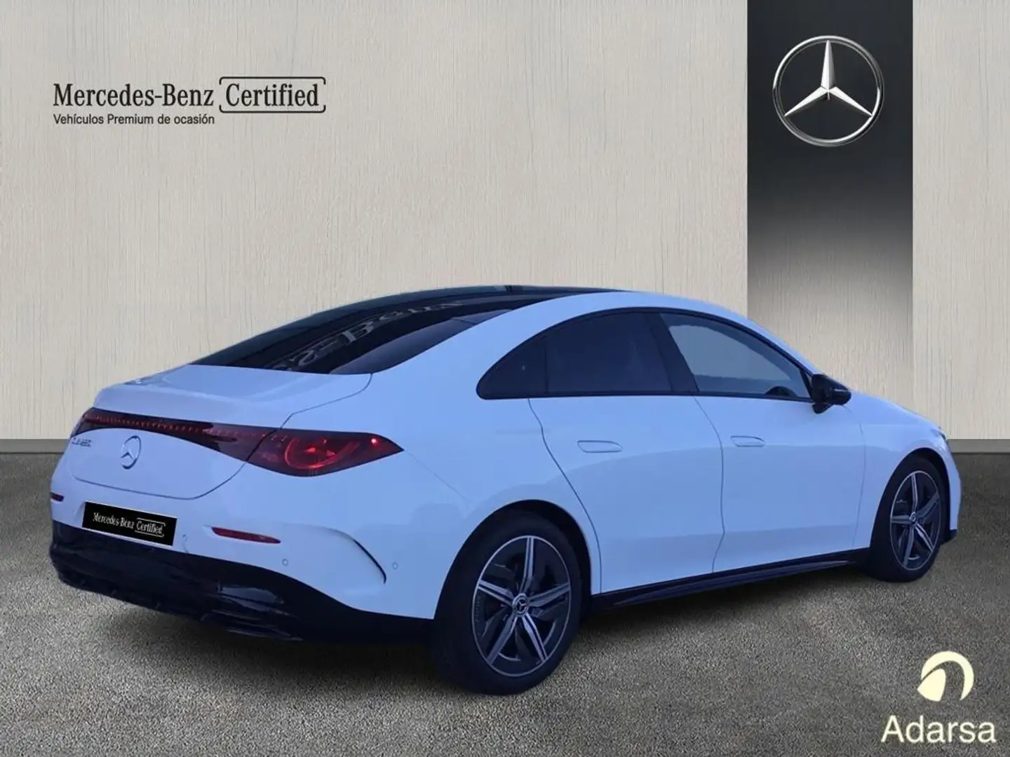 Mercedes-Benz CLA 220 con tecnología híbrida - 2