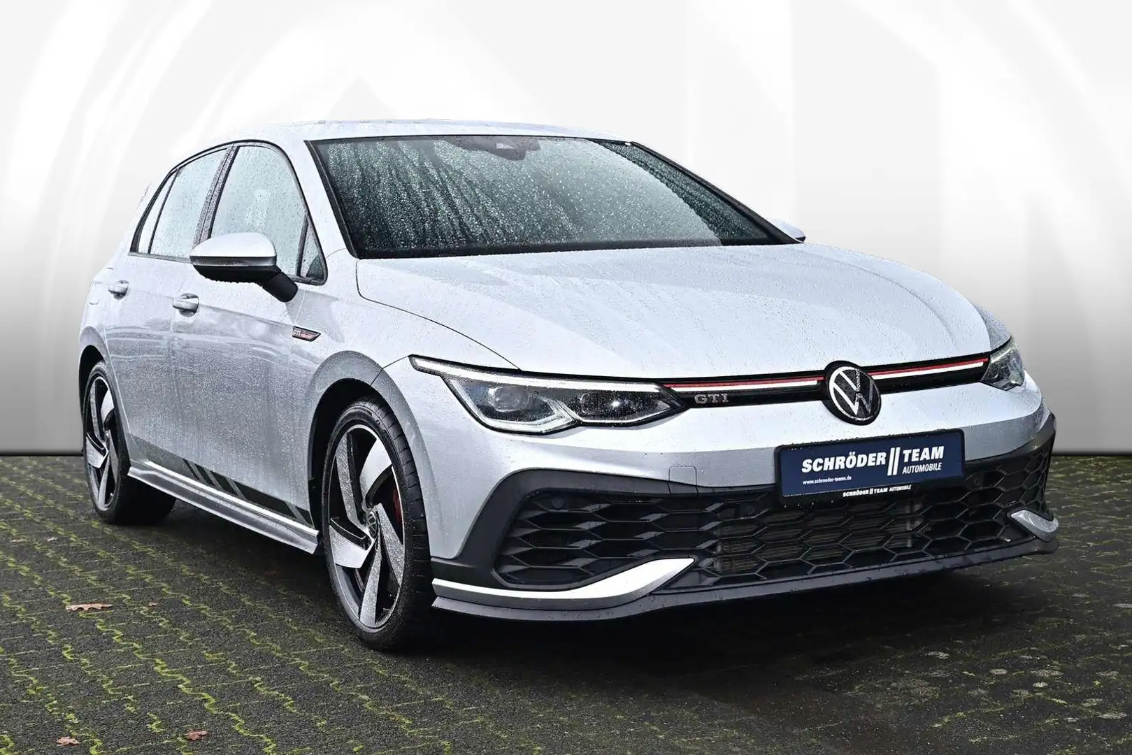 Volkswagen Golf GTI VIII 2.0 TSI DSG Clubsport Silber - 2