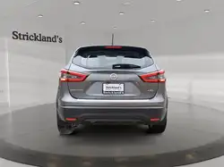 Nissan Qashqai снимка Nissan Qashqai