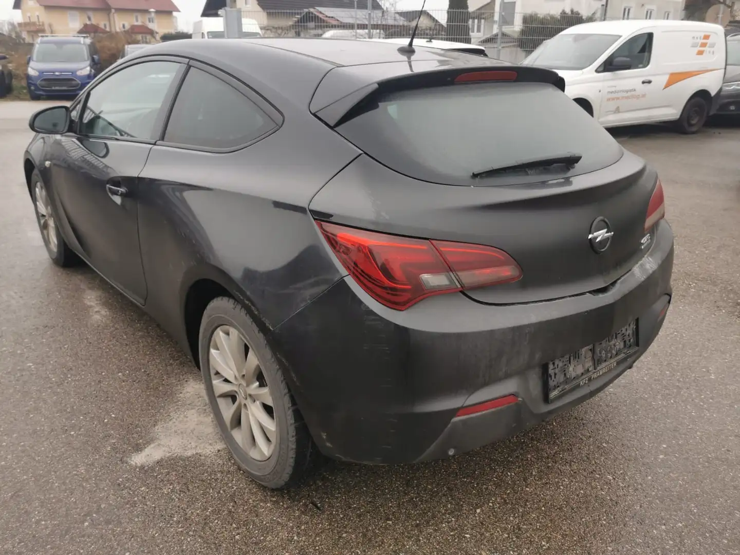Opel Astra Innovation Schwarz - 2