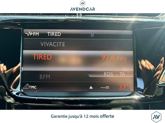 DS Automobiles DS 3 view 9