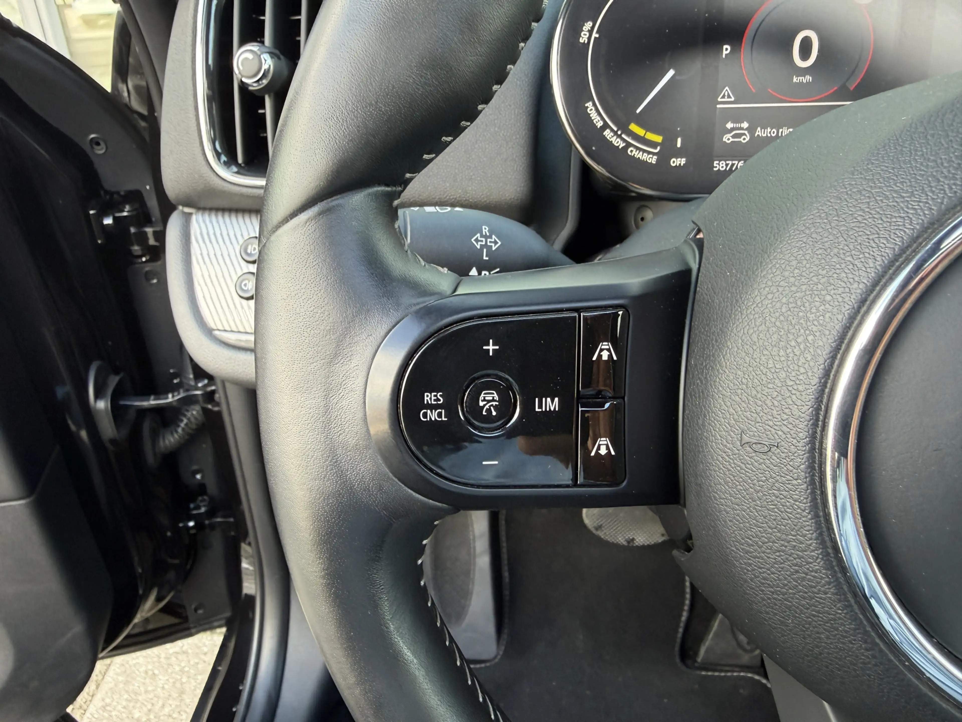 MINI Cooper SE Countryman 1.5 ALL4 YOURS Pano/Leder/Camera/Apple — photo 11