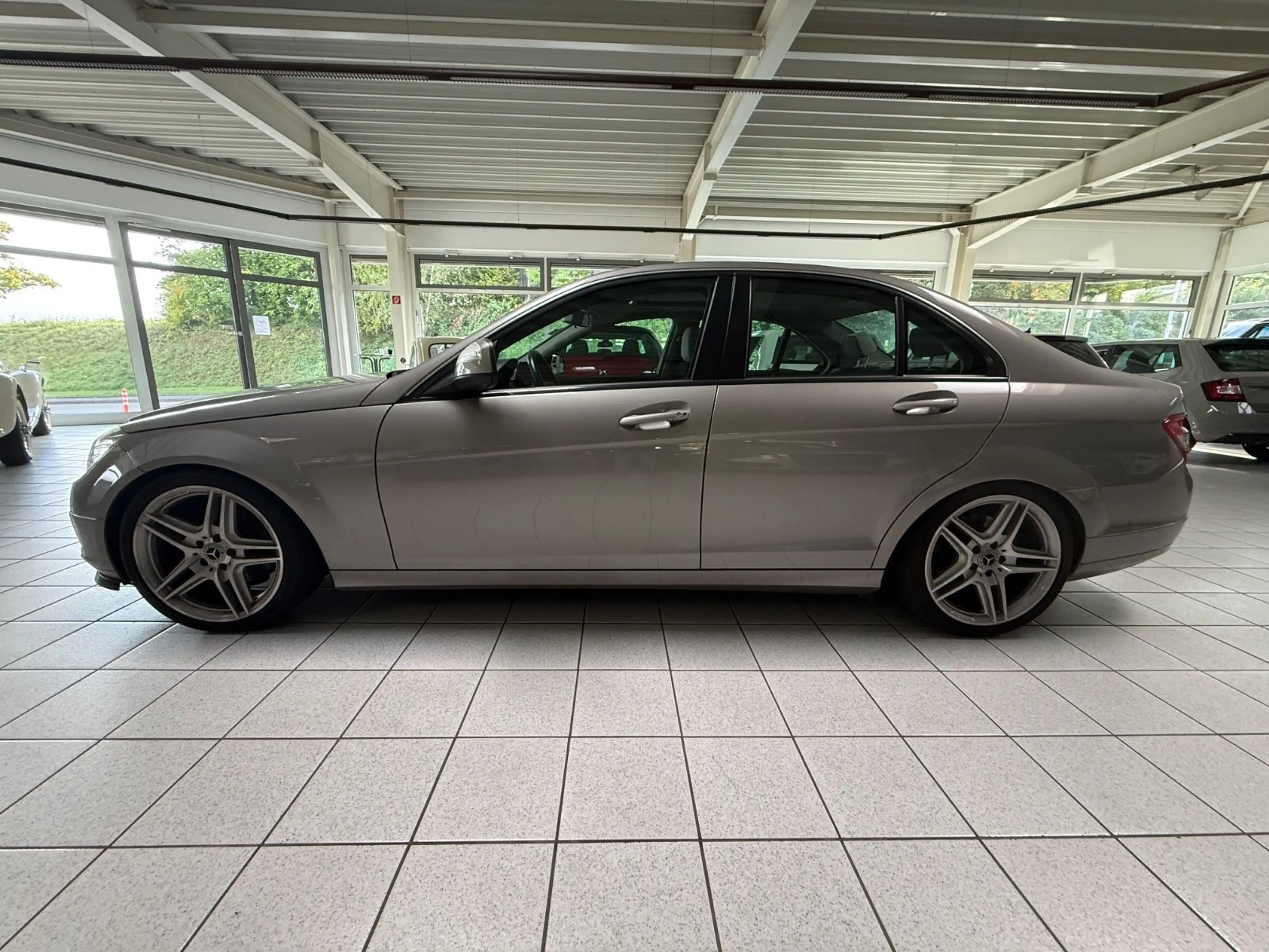 Mercedes-Benz C 220 C Limousine*AHK*Navi* — photo 2