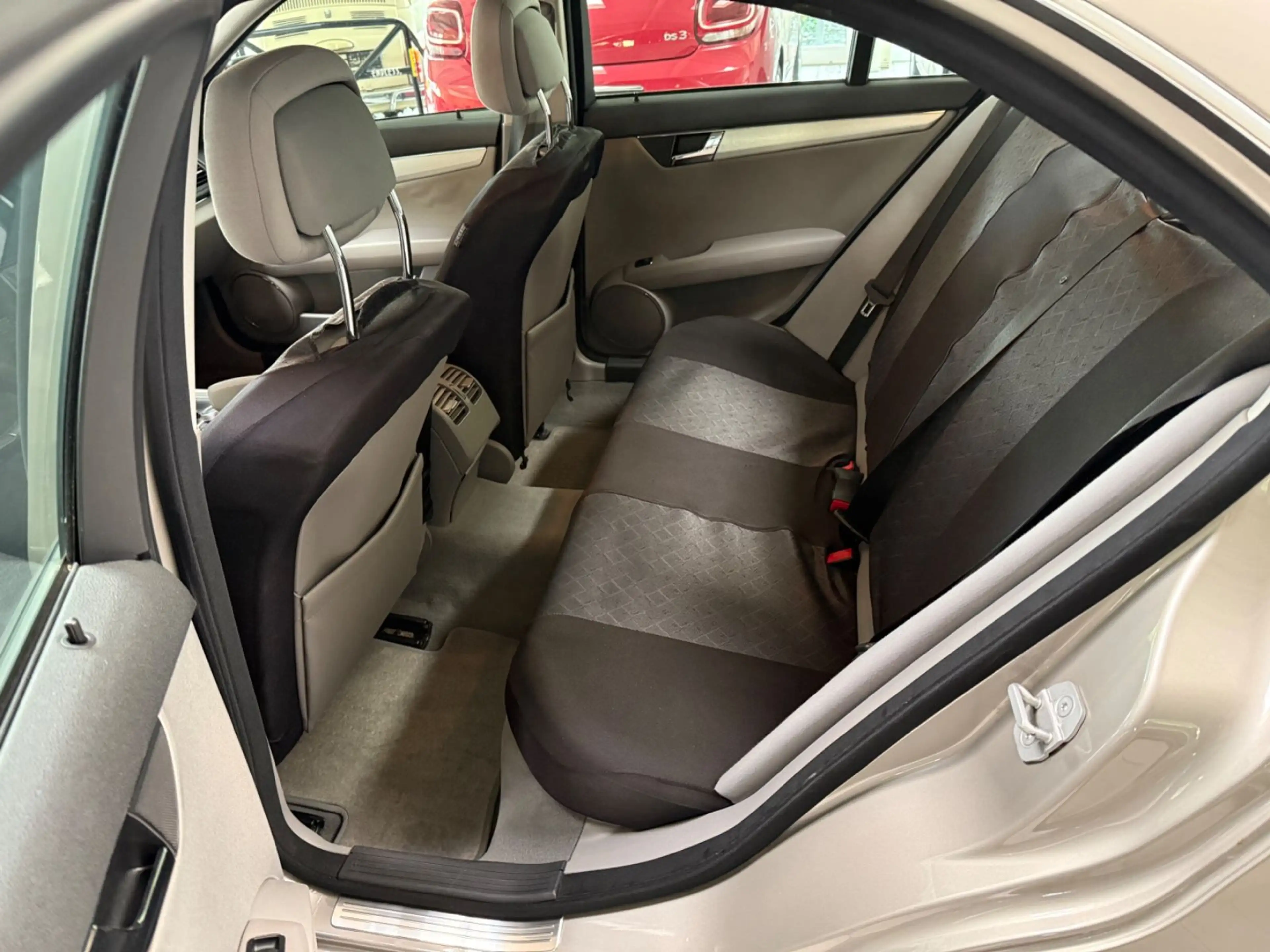 Mercedes-Benz C 220 C Limousine*AHK*Navi* — photo 15