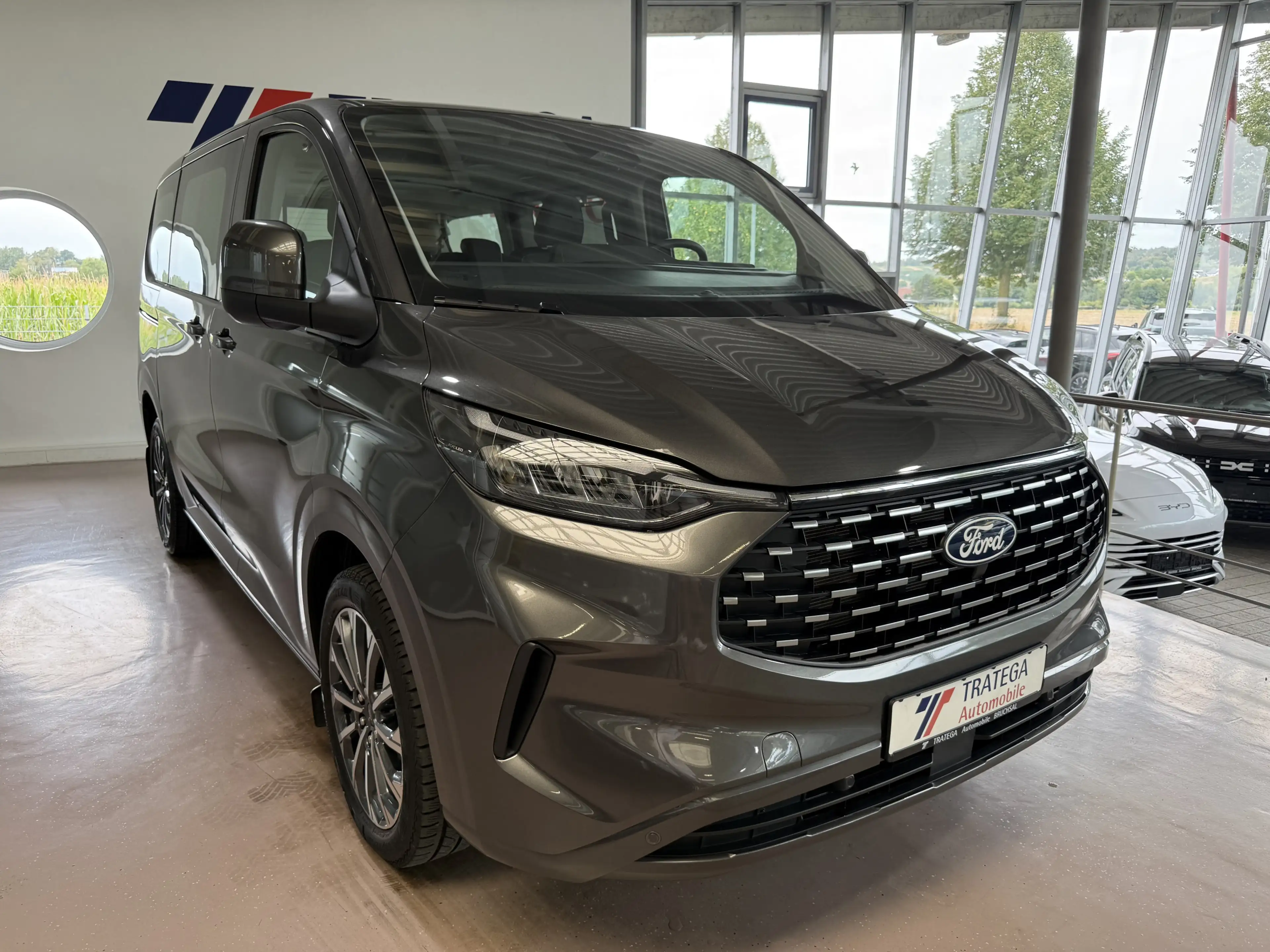 Ford Tourneo Custom Titanium ACC GJR TW LHZ CAM Leder — photo 3