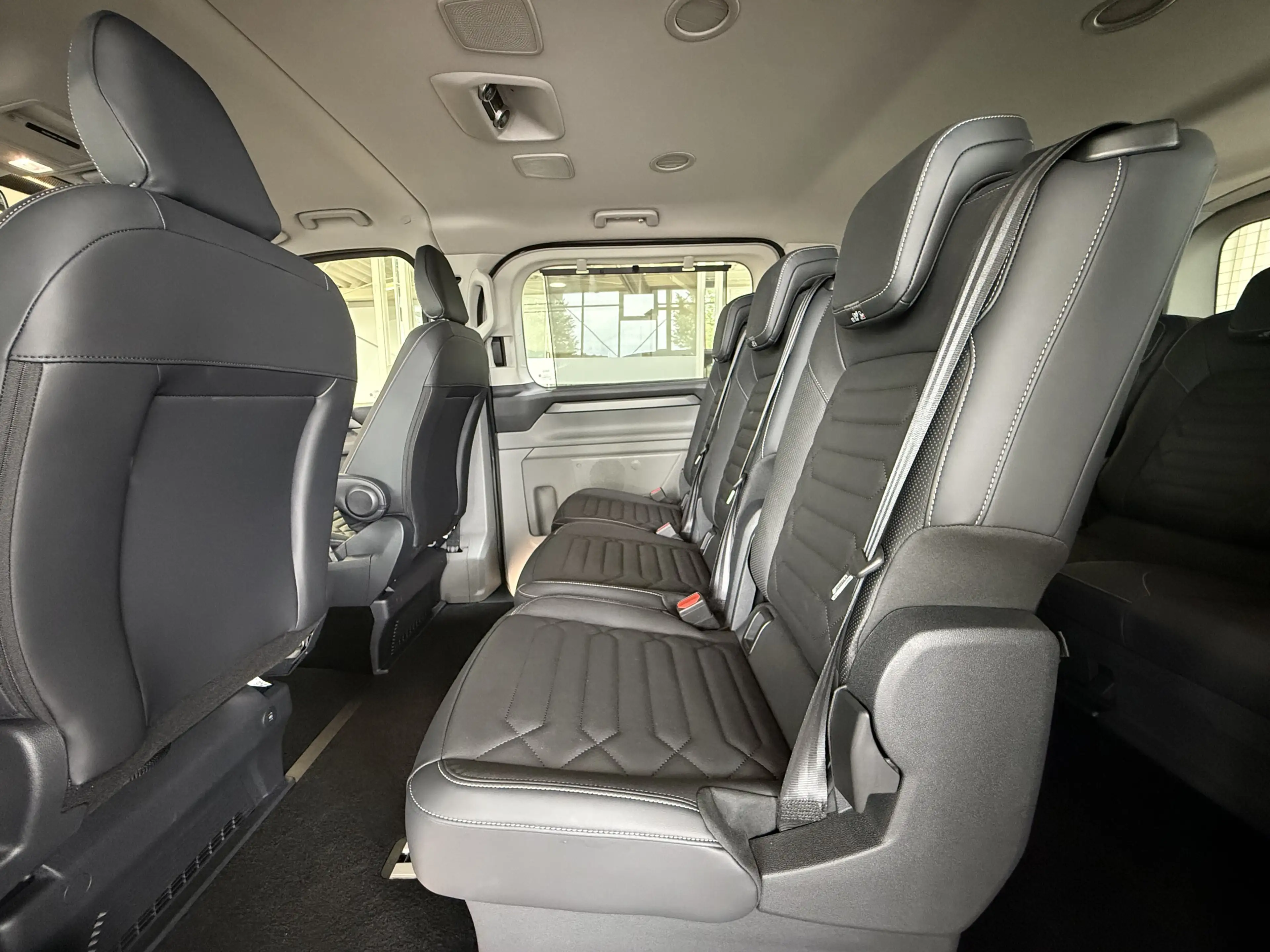 Ford Tourneo Custom Titanium ACC GJR TW LHZ CAM Leder — photo 16