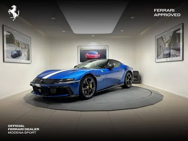 Ferrari 12 Cilindri Coupé