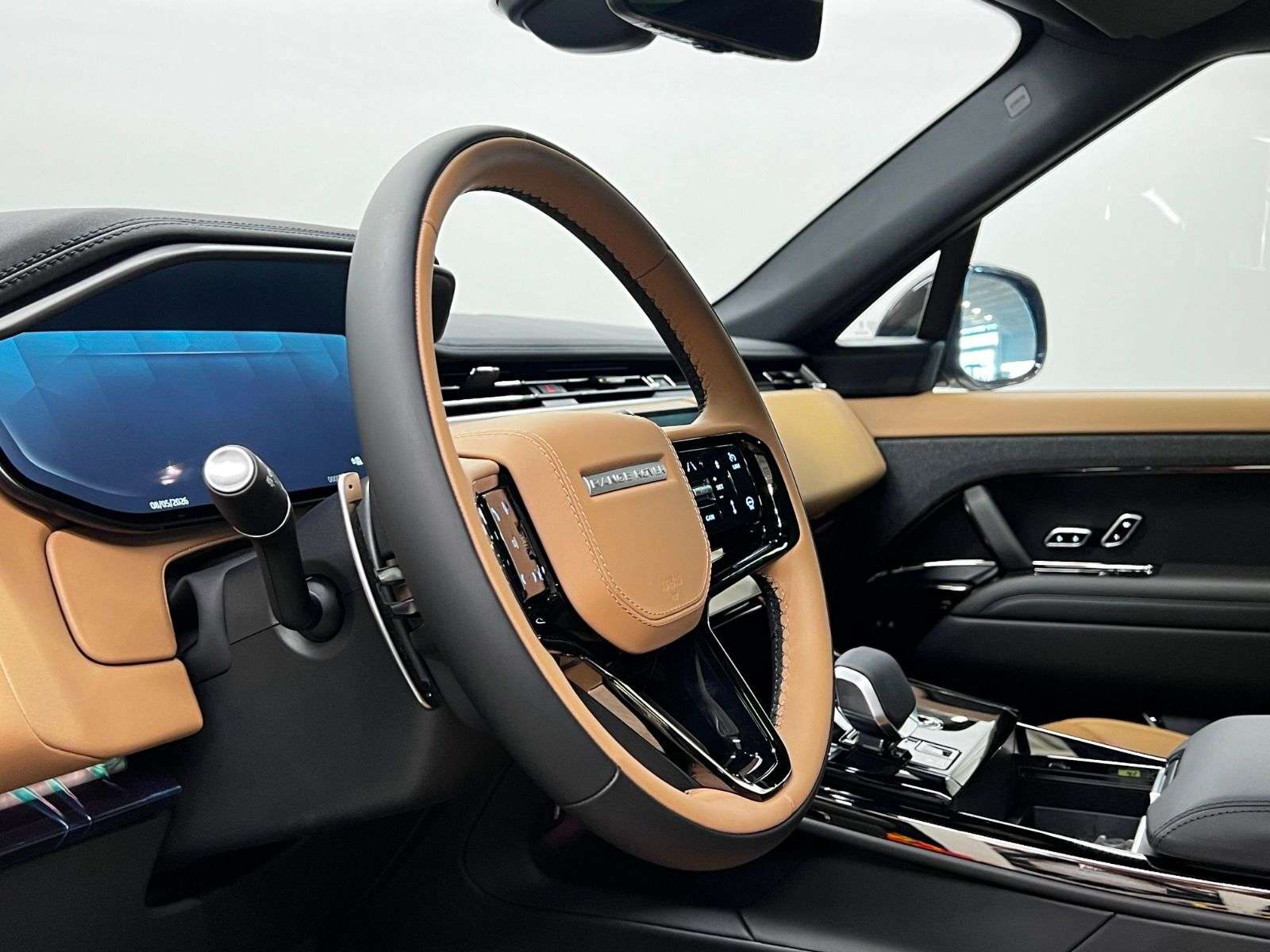 2026 Land Rover Range Rover Sport P400 Dynamic HSE thumb 26