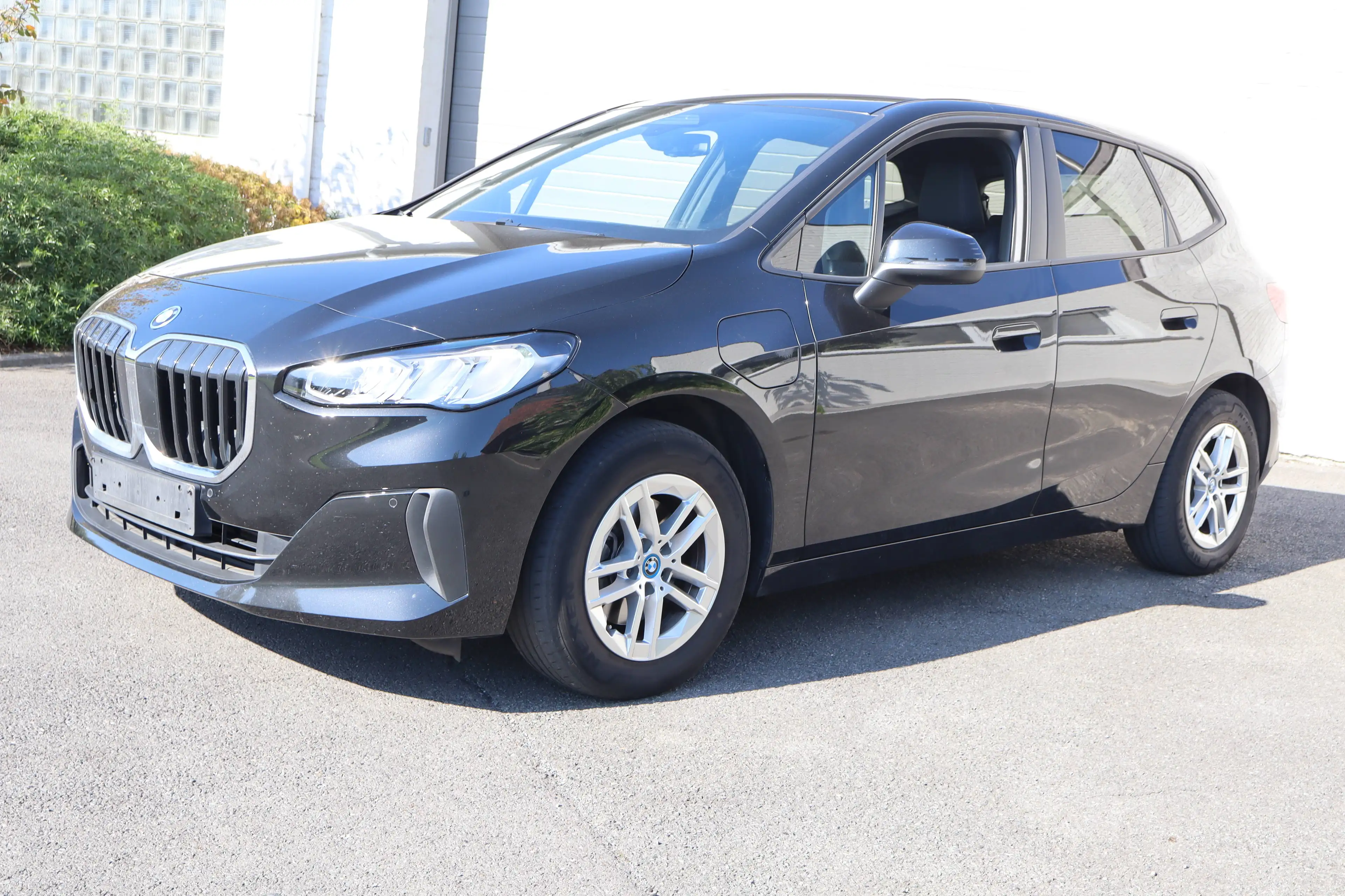 BMW 225 Active Tourer PHEV 225xeA (180 kW) — photo 4