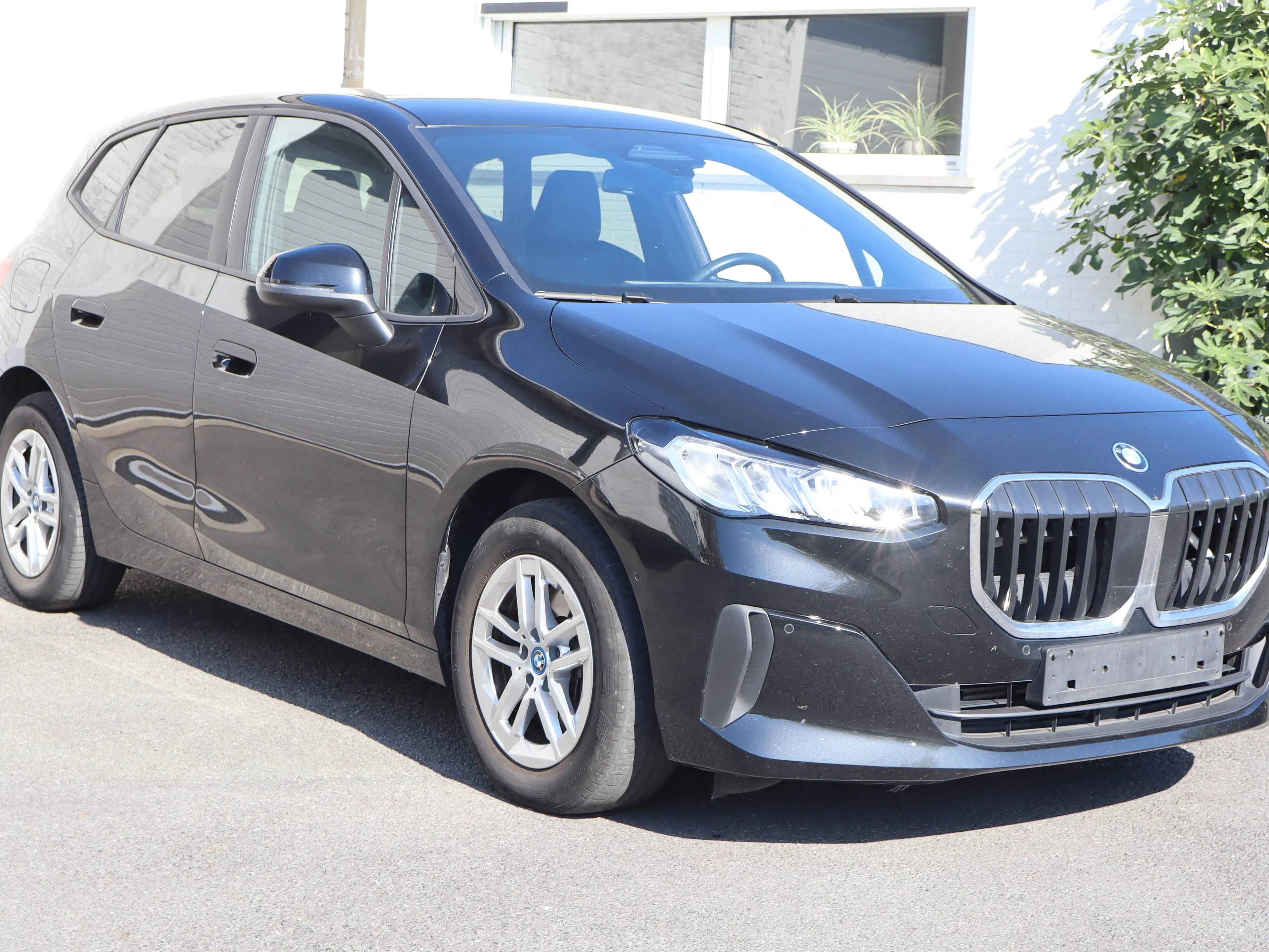 BMW 225 Active Tourer PHEV 225xeA (180 kW) — photo 3