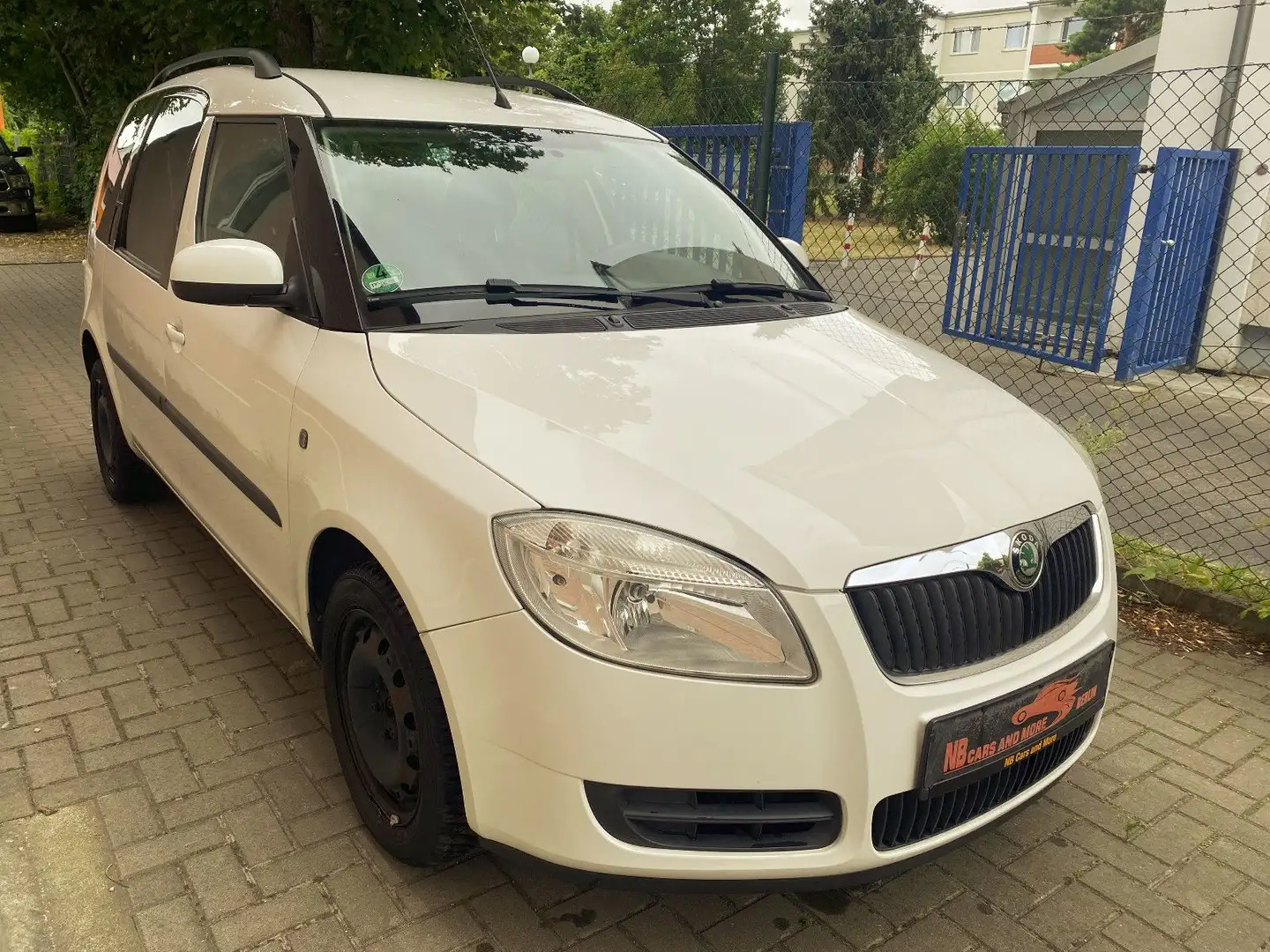 Skoda Roomster Style Plus Edition, Steuerkette neu!!! Weiß - 1