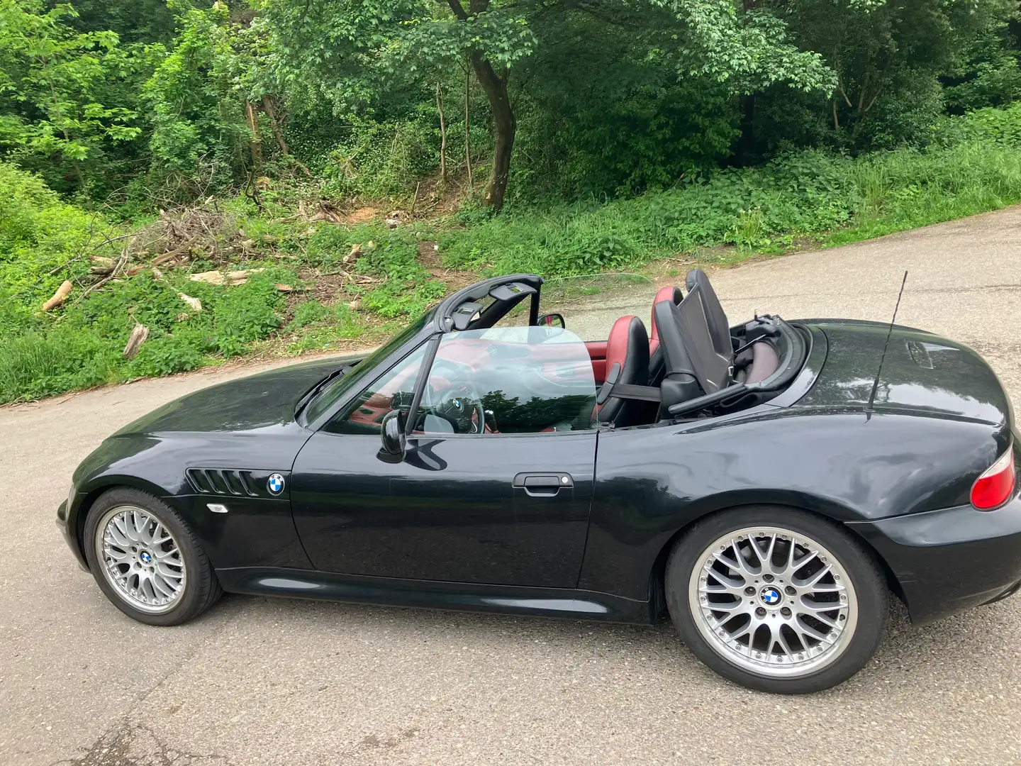 BMW Z3 3,0i Schwarz - 1