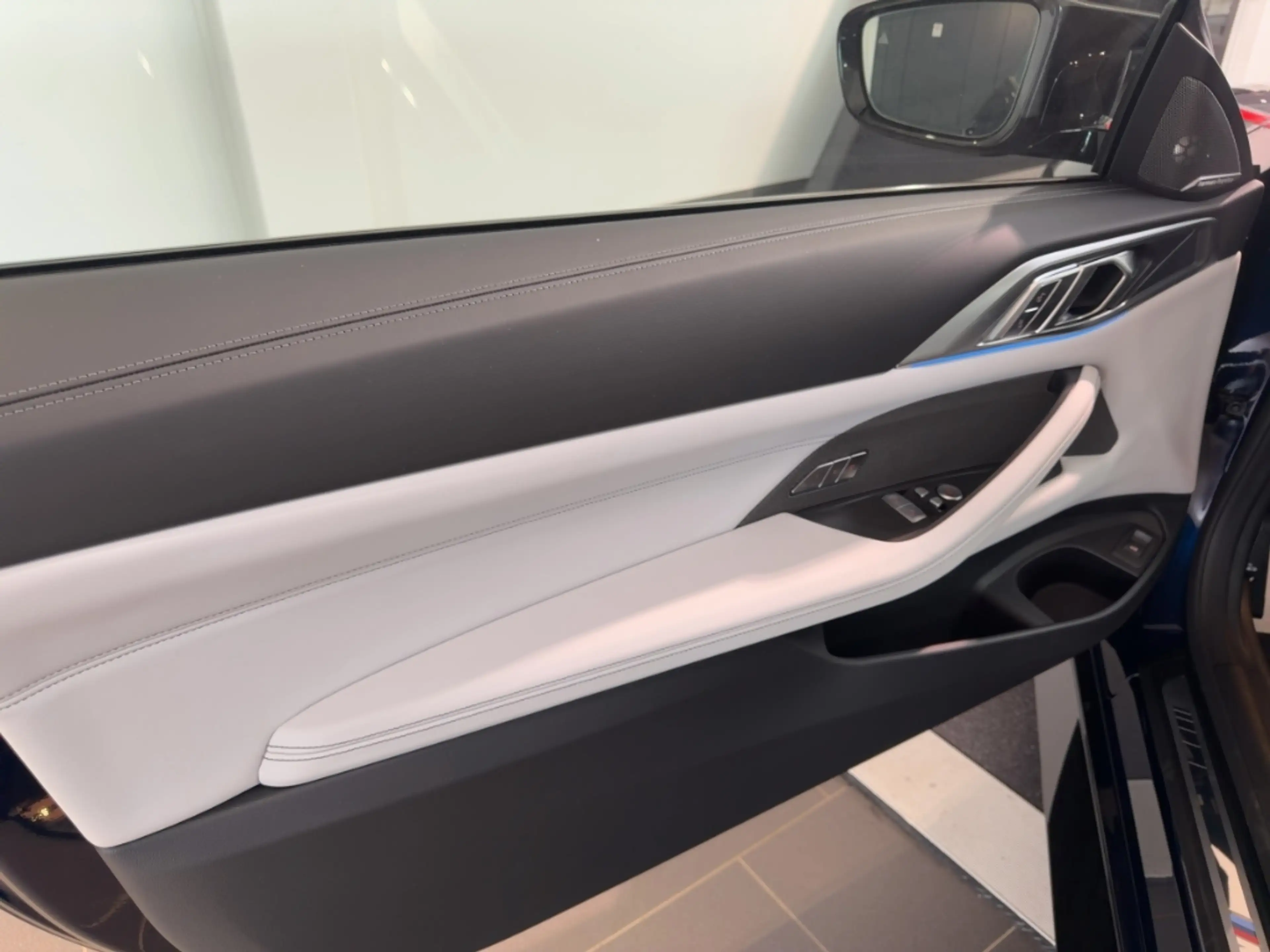 BMW M4 Competition M xDrive Sportpaket HUD AD Navi Leder — photo 12