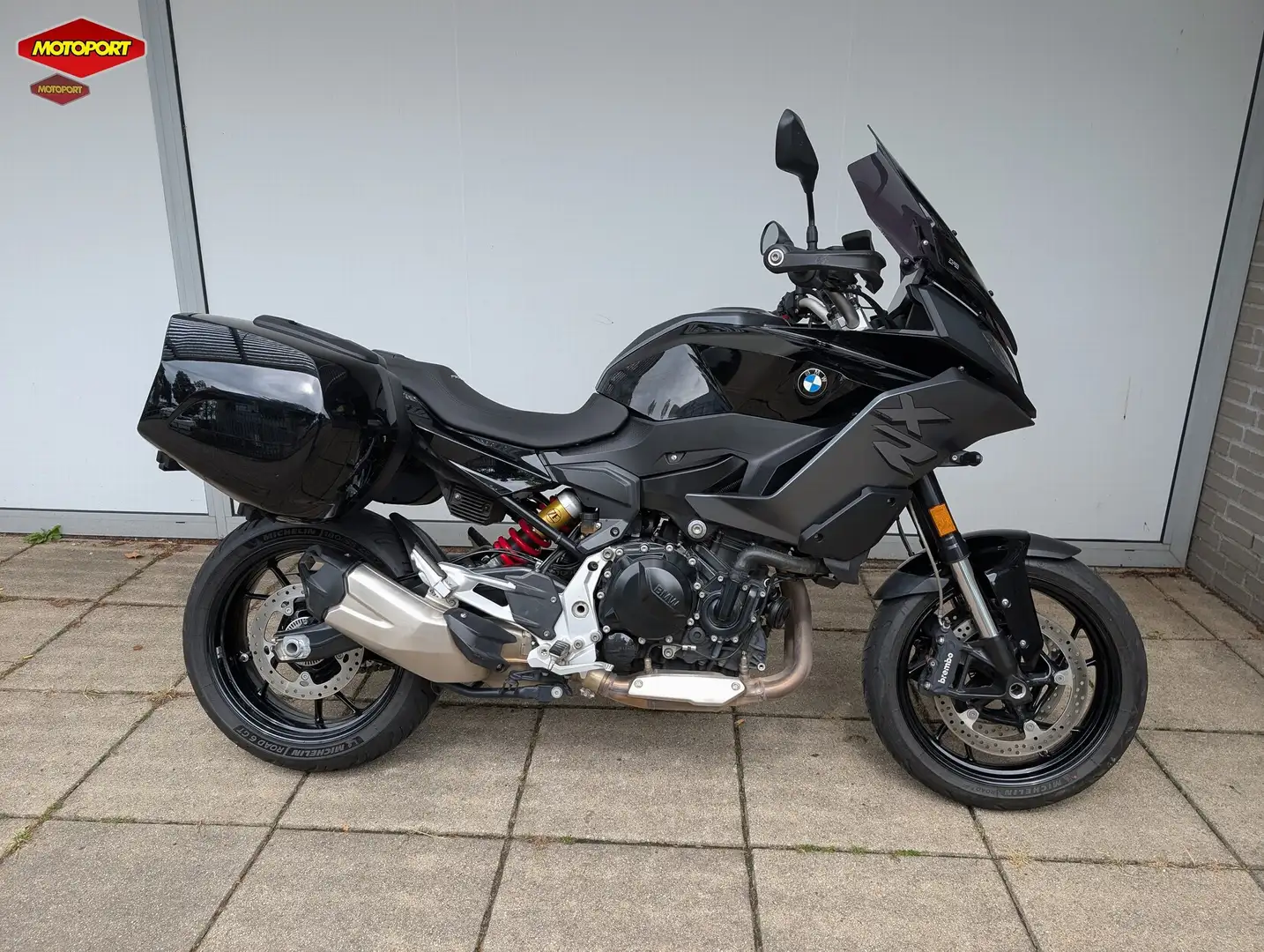 BMW F 900 XR Zwart - 1