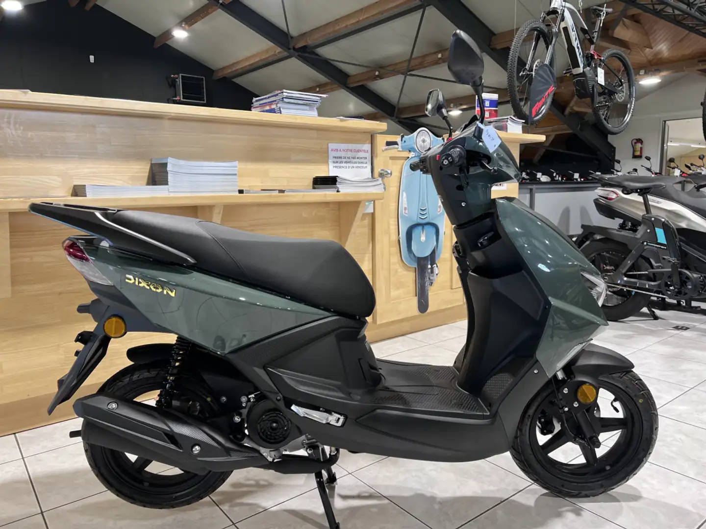 Autres TNT Motor Dixon 12 Classe A 25 Km/h Vert - 1