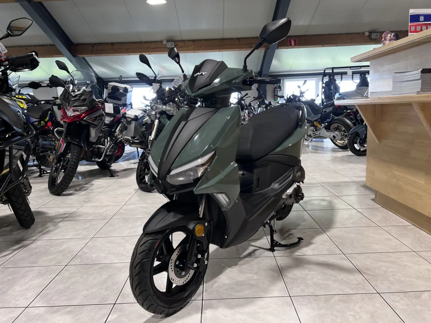 Autres TNT Motor Dixon 12 Classe A 25 Km/h Vert - 2