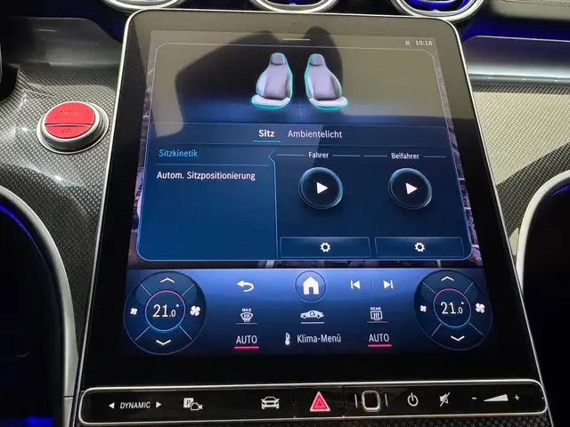 Mercedes-Benz C-Class view 30