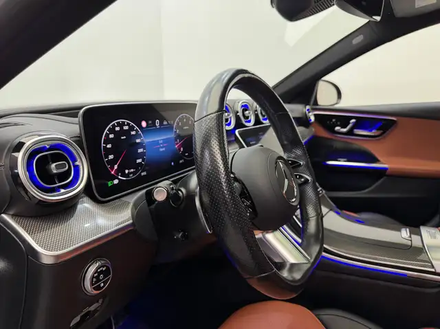 Mercedes-Benz C-Class view 14