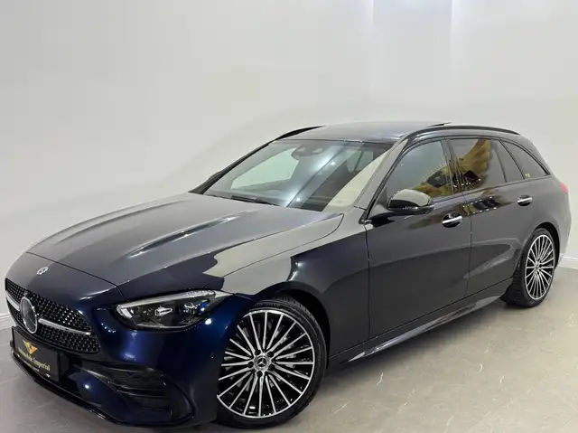 Mercedes-Benz C-Class view 2