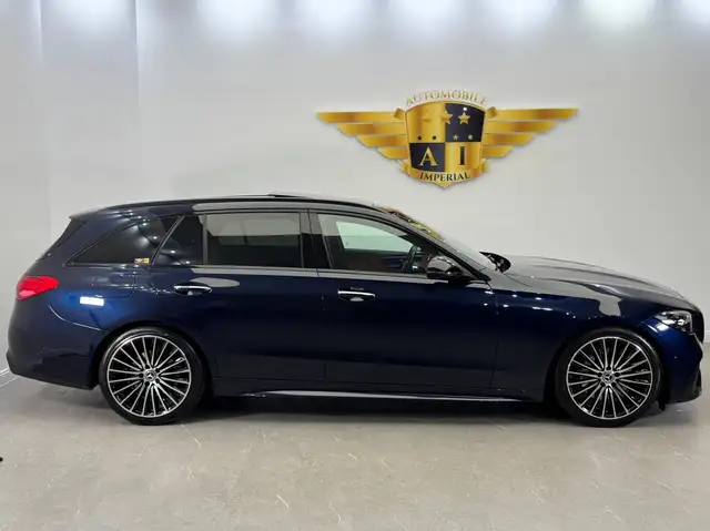 Mercedes-Benz C-Class view 8