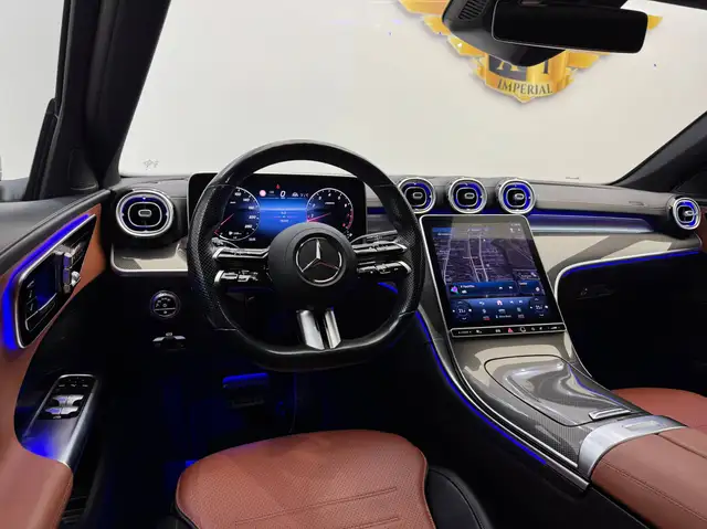 Mercedes-Benz C-Class view 26