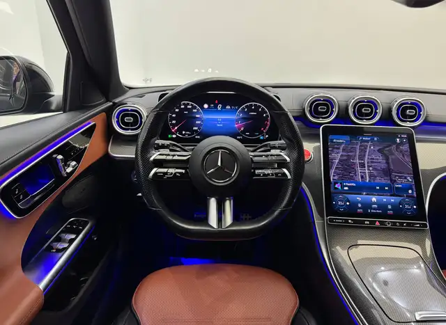Mercedes-Benz C-Class view 10