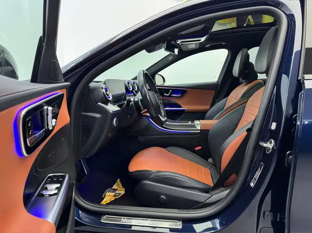 Mercedes-Benz C-Class view 12