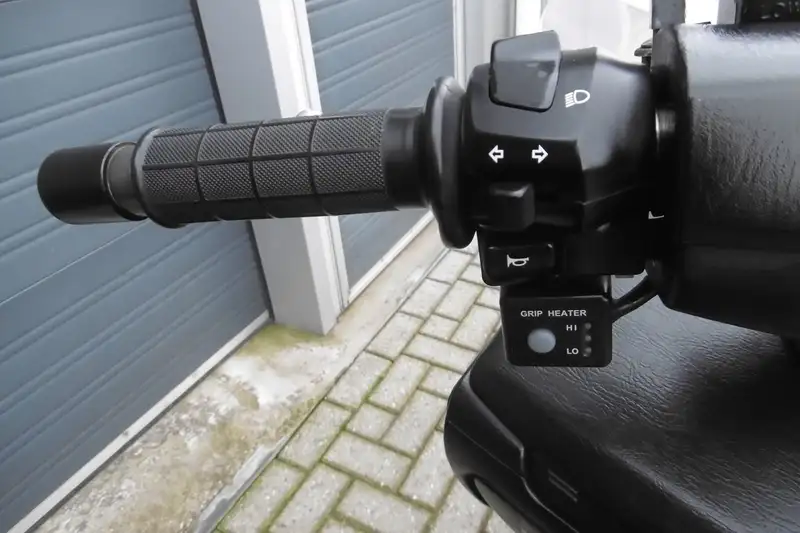 Suzuki Burgman 400 - foto 7