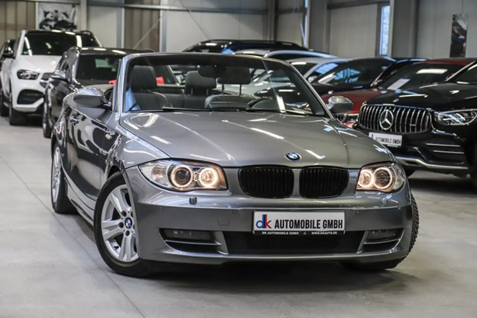 BMW 120 d Cabrio Aut/NAVI PRO/PDC/XENON/SPORTLENKRAD/ Grau - 2