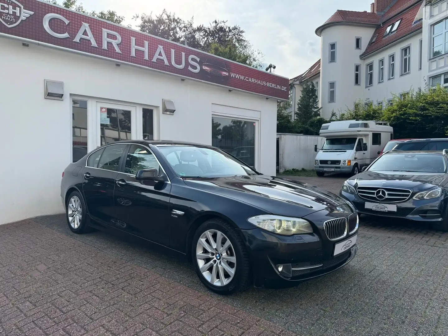 BMW 525 d xDrive Bi-Turbo Automatik Negru - 1