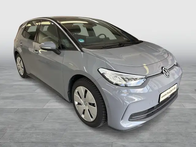 Volkswagen Id.3 view 8