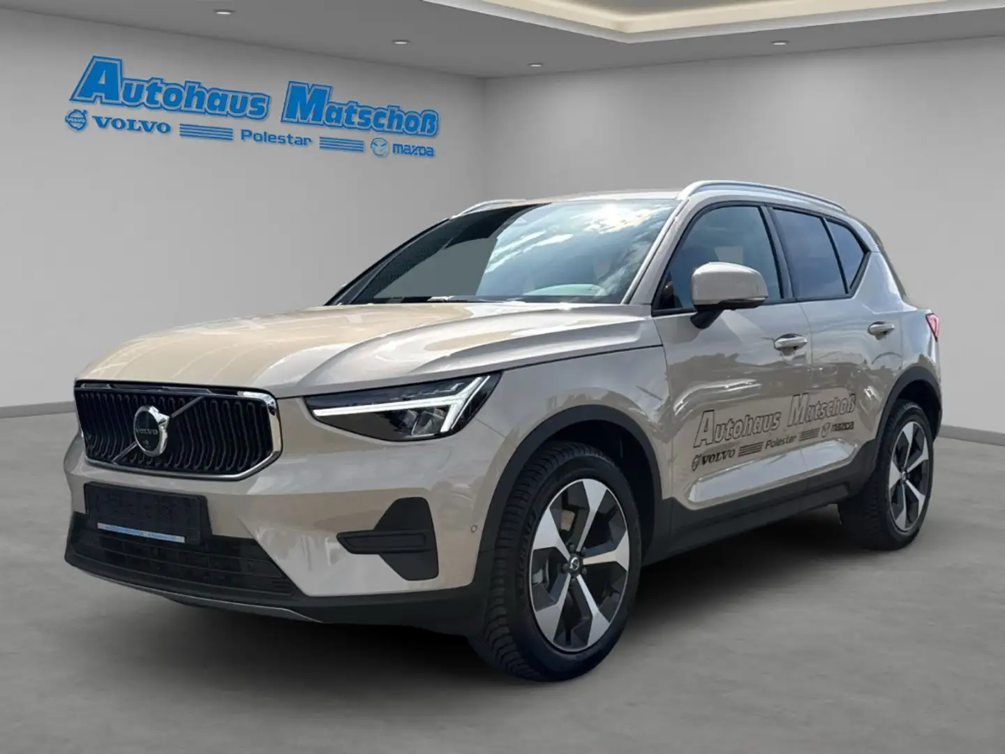 Volvo XC40 Core B3 B StandHZG 360 Kamera LED Notrad Digitales Beige - 1