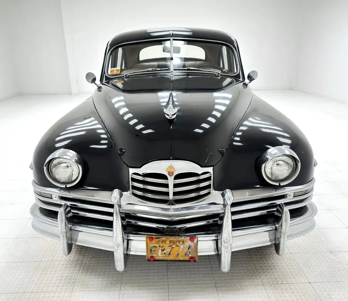 Packard Deluxe 8 Touring Sedan, foto 8