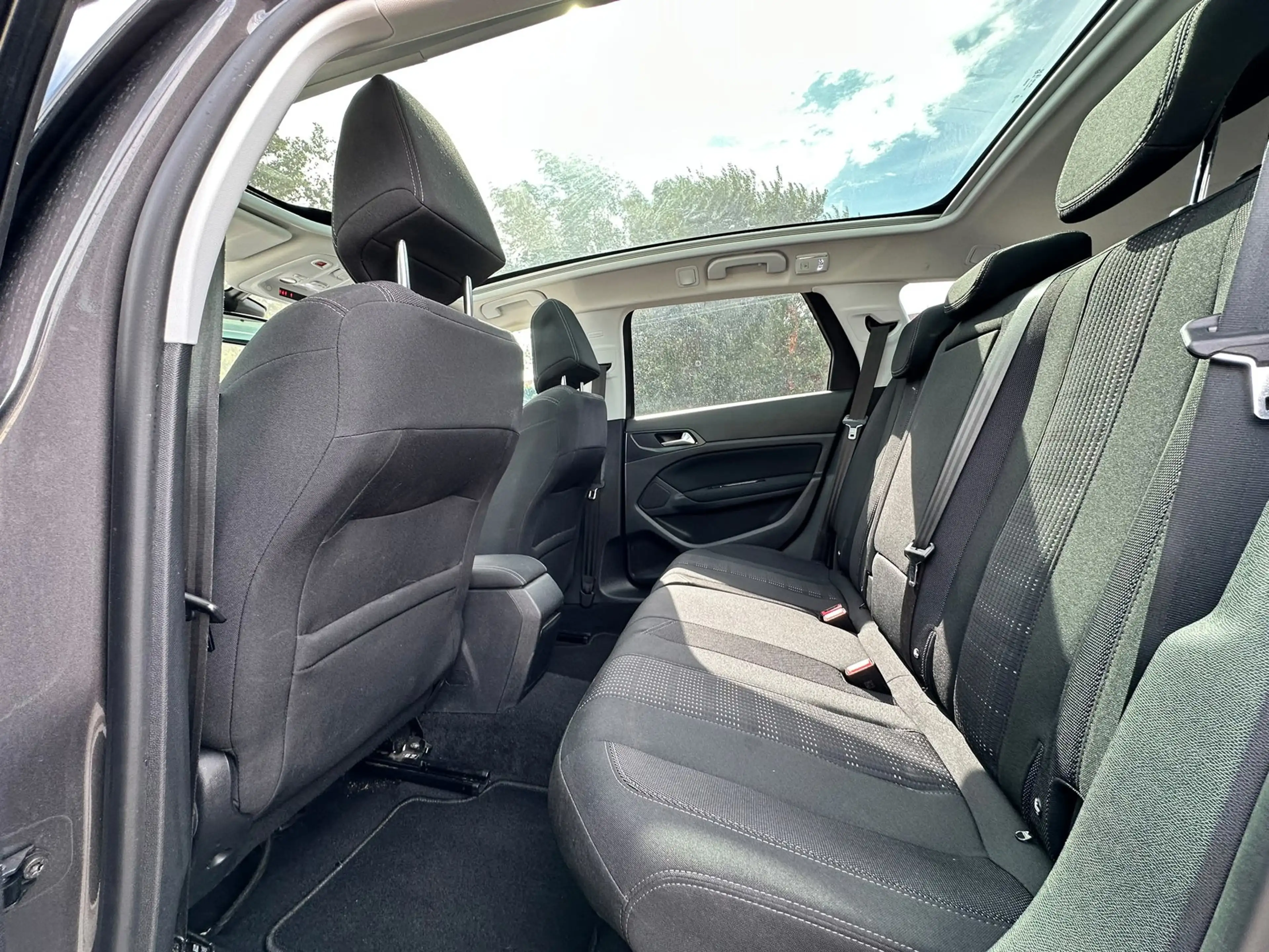 Peugeot 308 SW 1.2 PureTech Allure Navigatie*Pano*LED*Cruise*C — photo 6