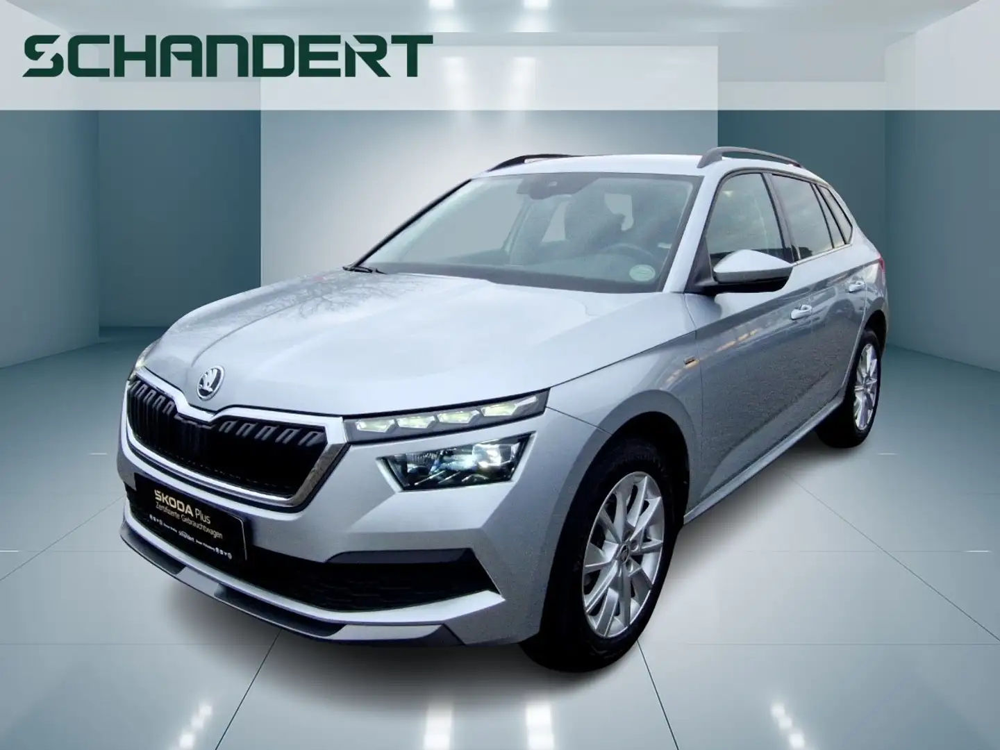 Skoda Kamiq 1.0 TSI Clever DSG LED Navi ACC Klimaautomatik Silber - 1