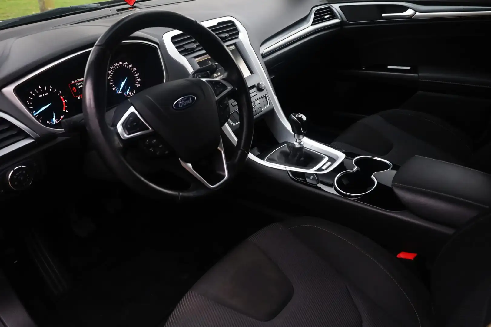 Ford Mondeo Wagon 1.5 Trend | Navigatie | Sync | Vooruit verwa Grijs - 2