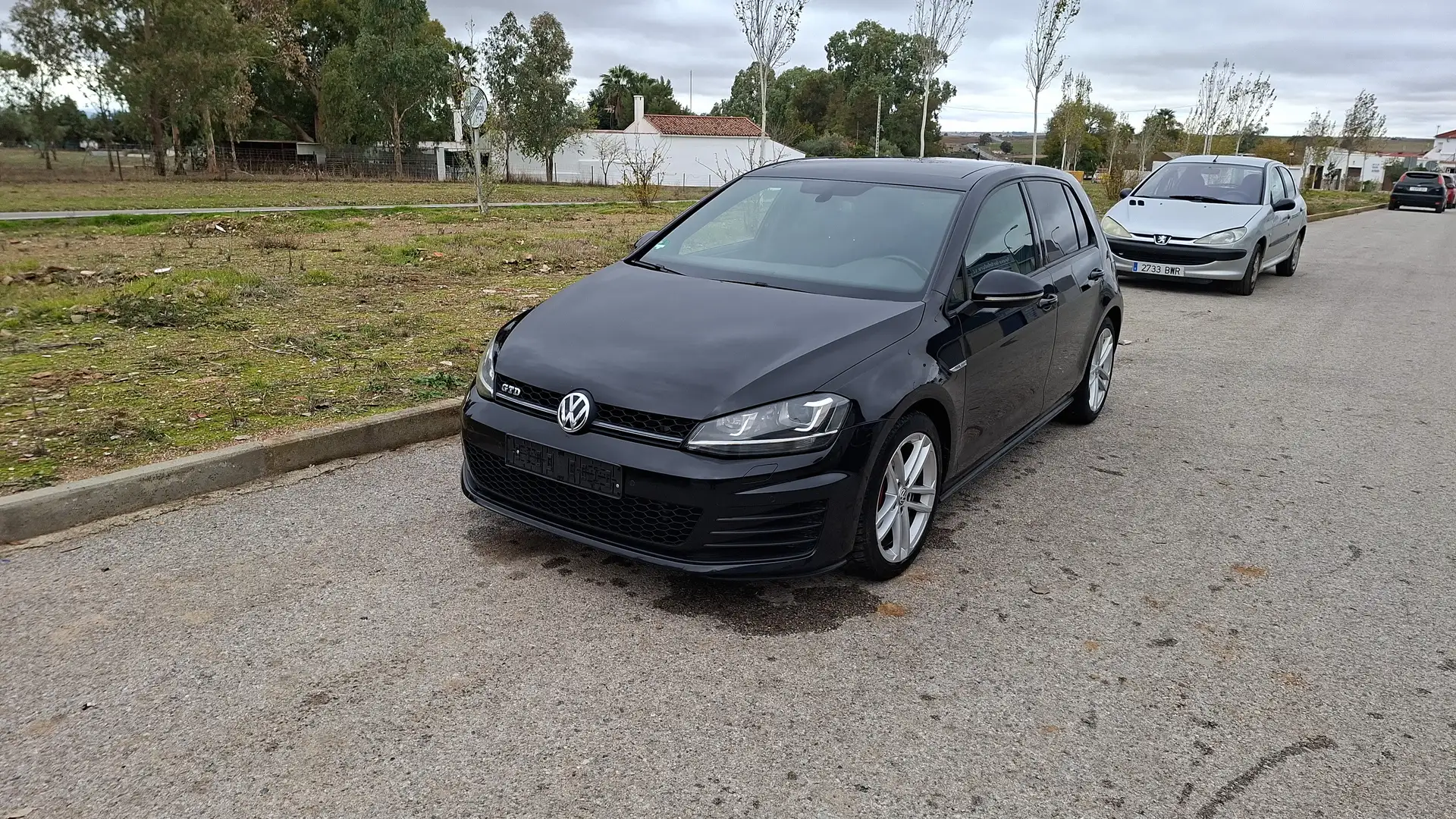 Volkswagen Golf GTD Golf 2.0TDI CR BMT GTD 184 GTD Negro - 2