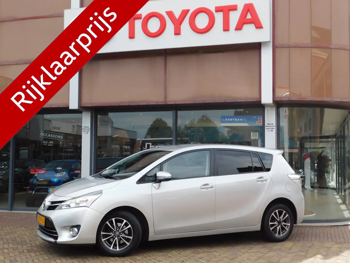 Toyota Verso 1.8 VVT-i Business TREKHAAK / NAVIGATIE Grijs - 1