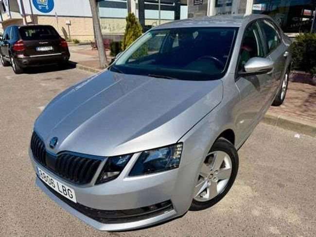 Skoda Octavia 1.6TDI CR Active - foto 1