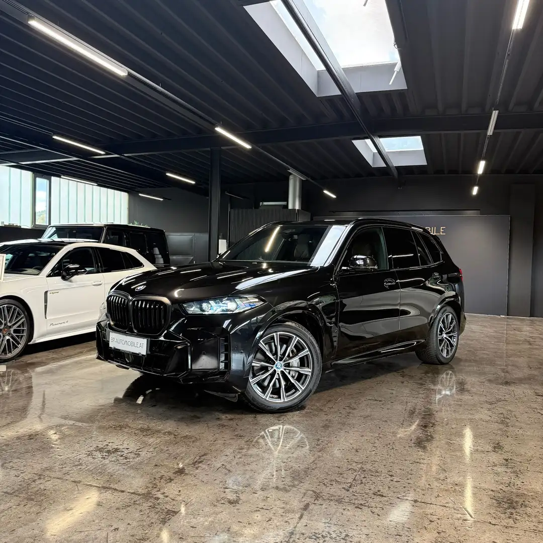 BMW X5 xDrive 50e M-Sport Schwarz - 2