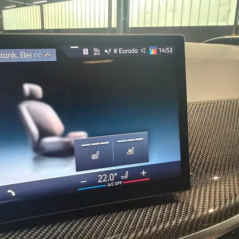 BMW X5 view 11