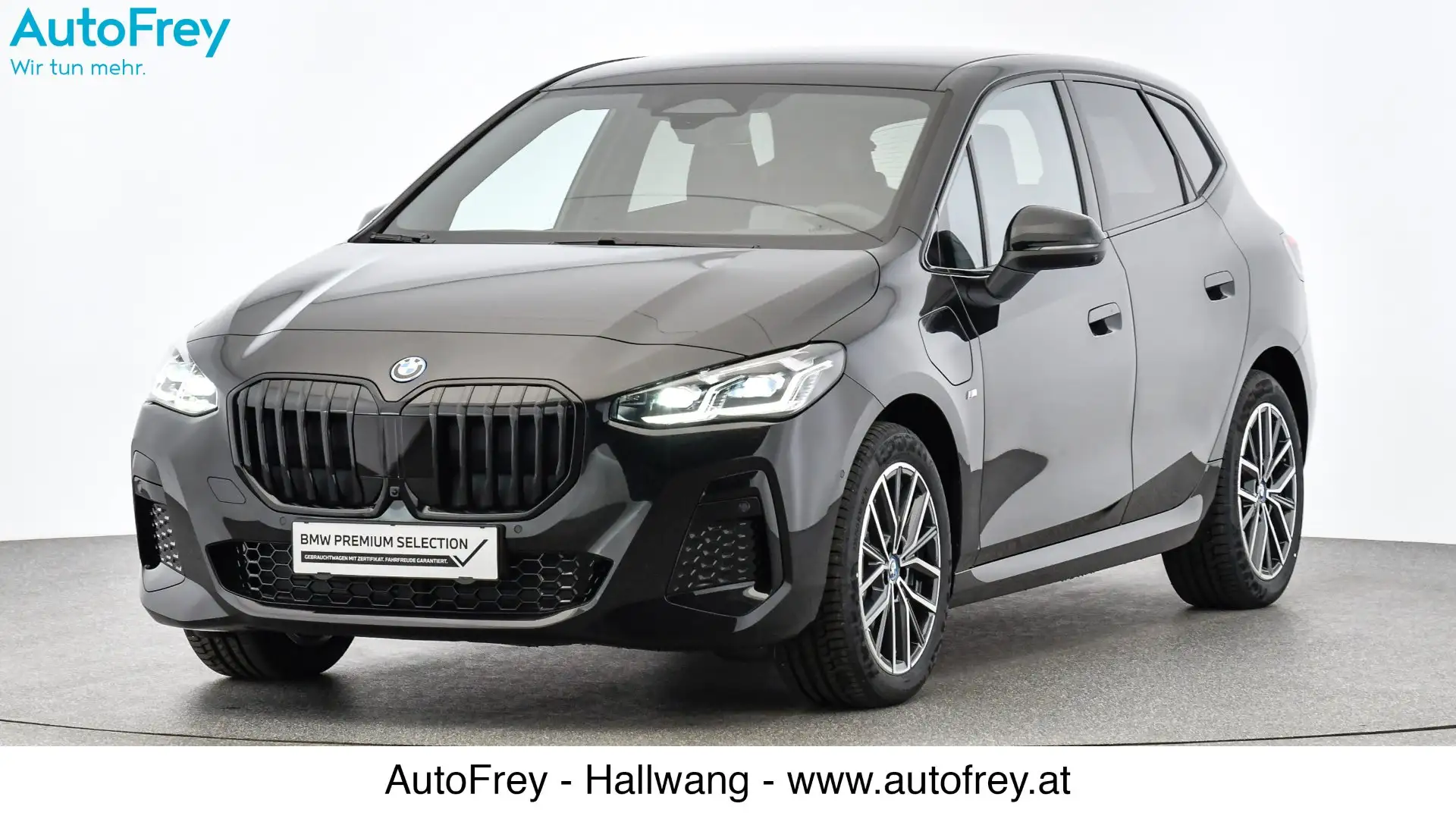 BMW 230 230e xDrive Active Tourer Fekete - 1